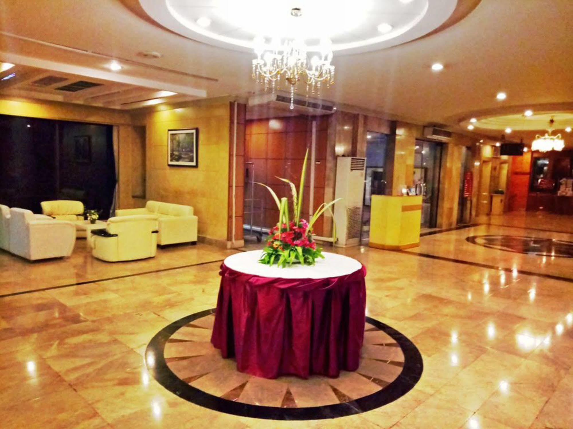 Sena Place Hotel Бангкок Екстер'єр фото